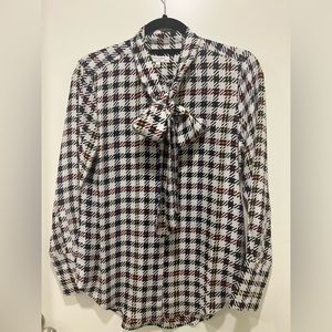 Equipment Femme Luis Silk Houndstooth Necktie Blouse